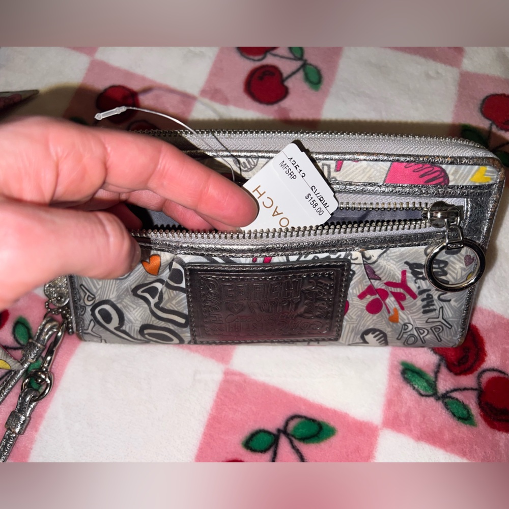 Coach Poppy Butterfly Bandana Metallic Silver Graffiti Wristlet Wallet Y2K 🦋 - Picture 3 of 16